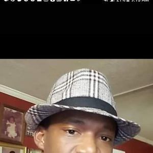 Meet your Posher, Chezit